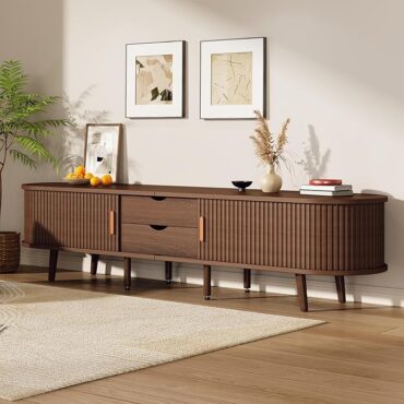 Lillehammar TV Bench