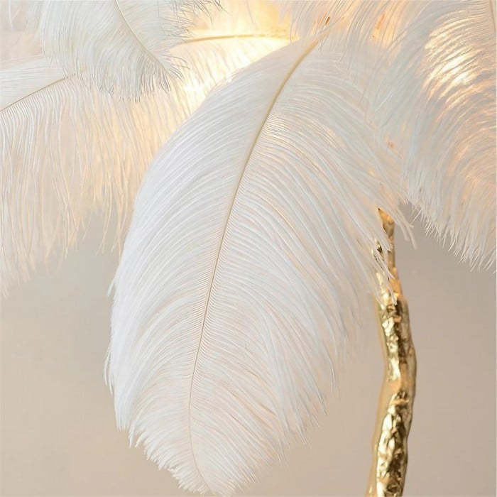 Amèlie Table Lamp – Ostrich Feather Lamp with Copper Base - Afbeelding 7