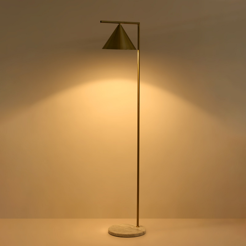 Ålesund Floor Lamp – Marble Base with Gold Finish - Afbeelding 4